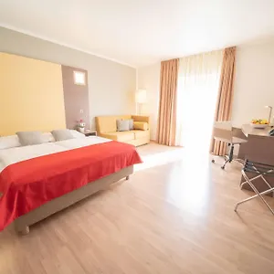**** Hotel Orangerie Austria